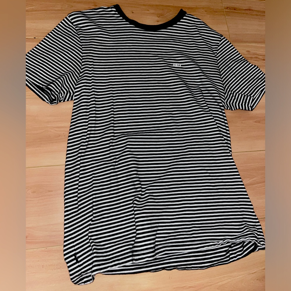 Black and white striped t shirt. No flaws, like new
